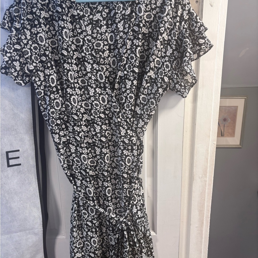 Max Studio Black and White Asymmetrical Dress